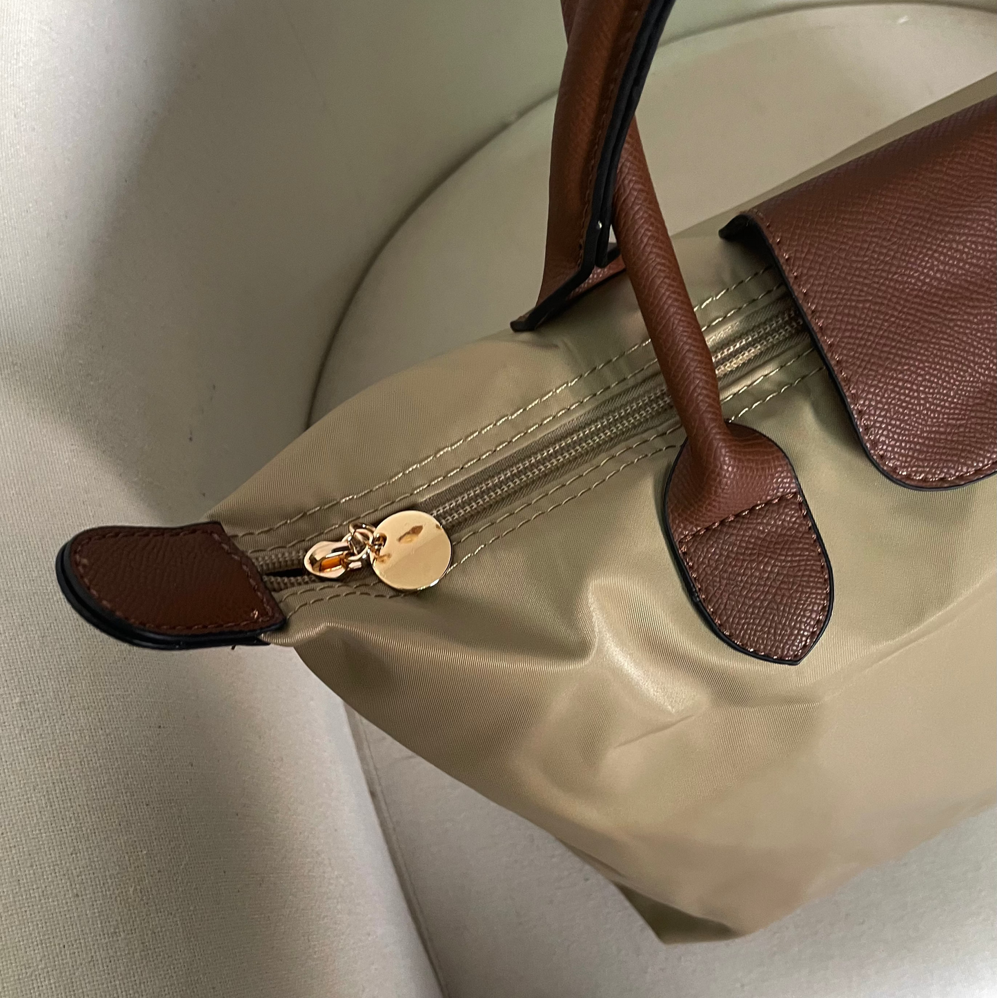 Mala Luísa M bege escuro