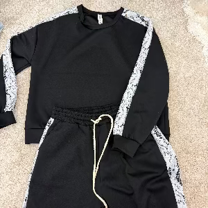 Conjunto renda preto