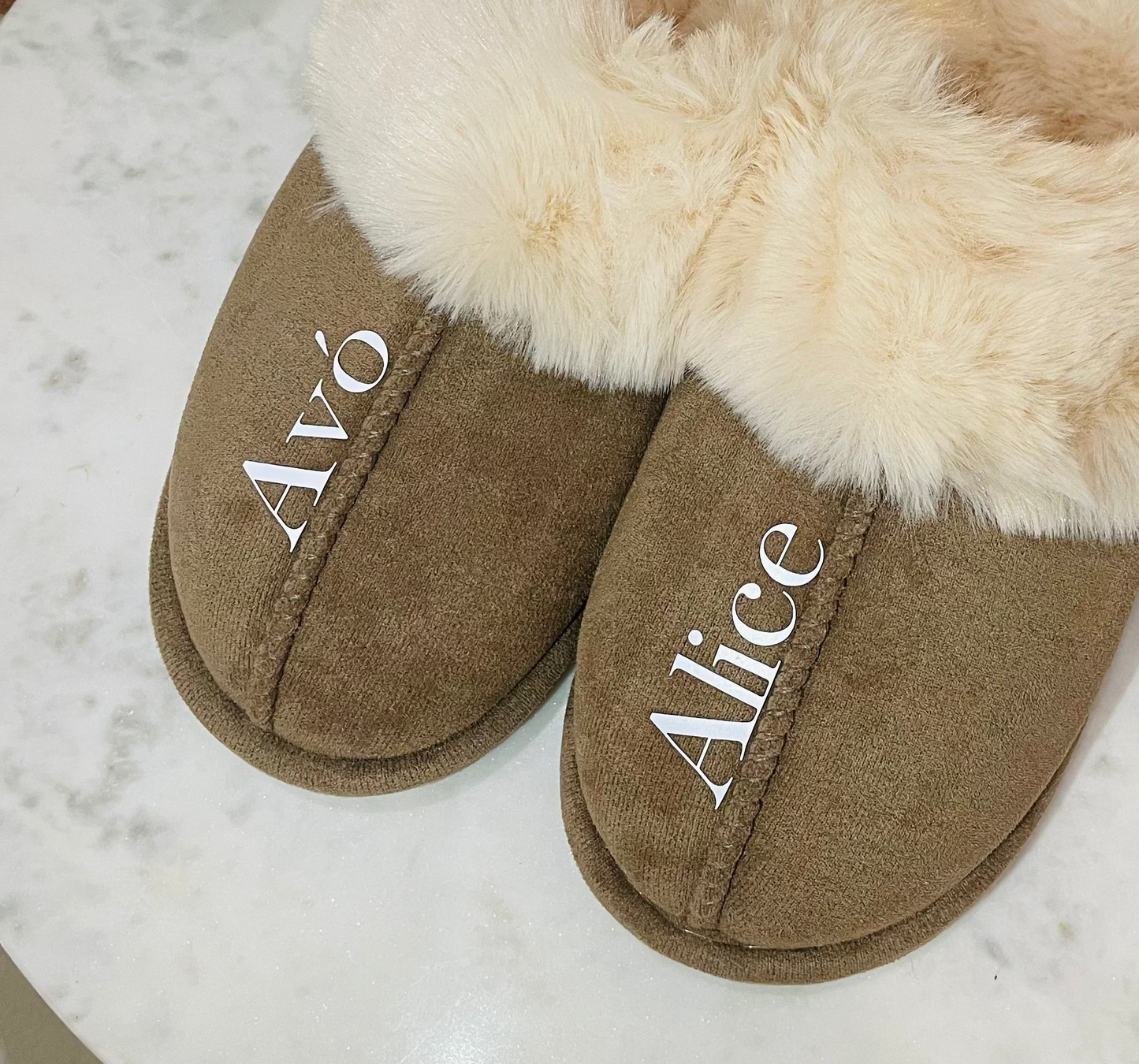 Chinelo luna C/costura taupe